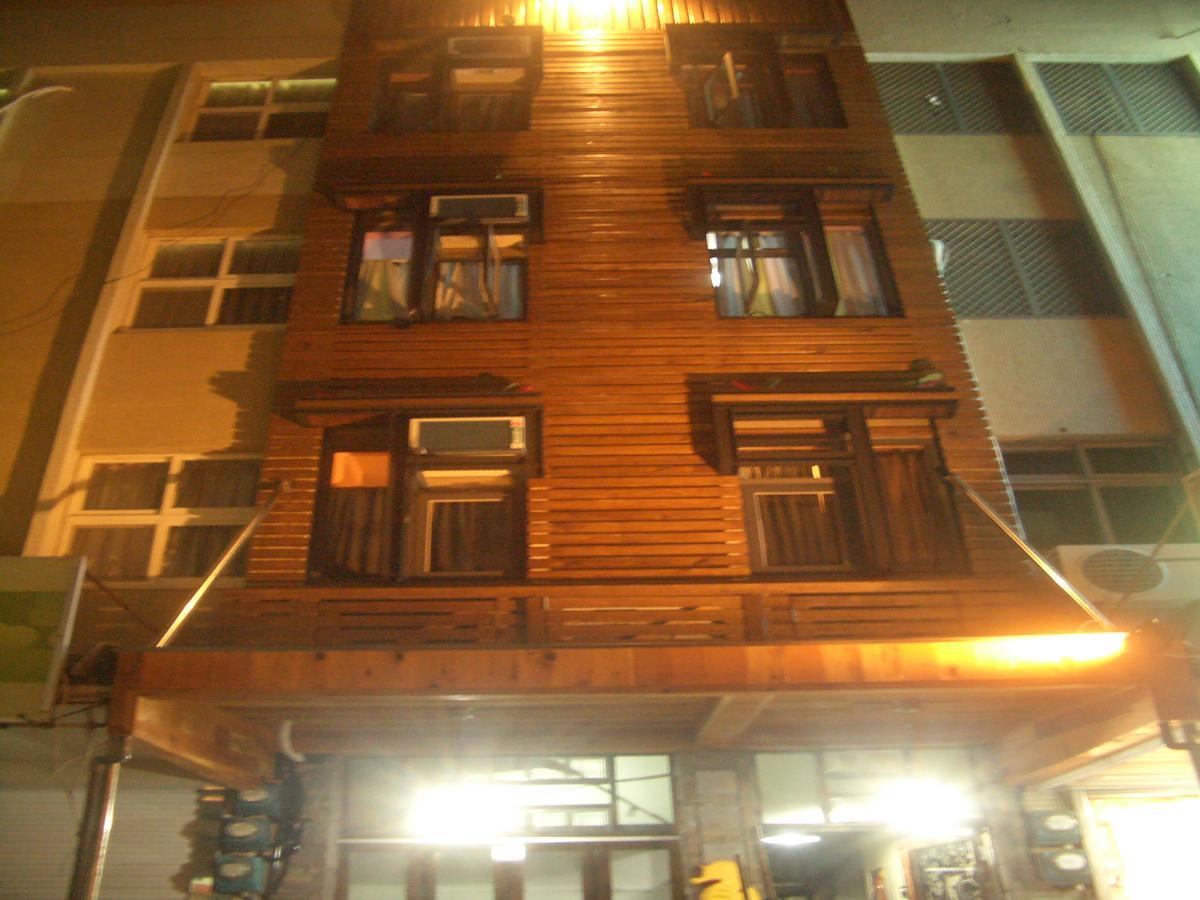 Sha Feng Lu Dian Bed and Breakfast Magong Exteriör bild