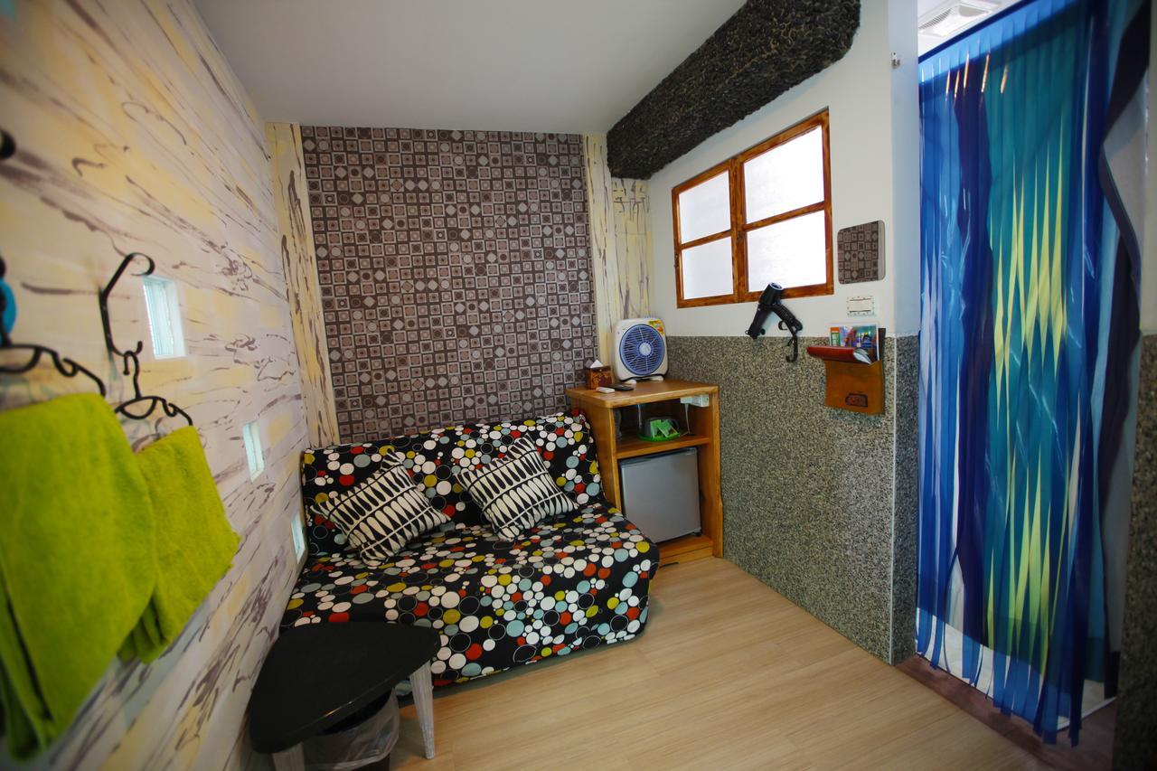 Sha Feng Lu Dian Bed and Breakfast Magong Exteriör bild