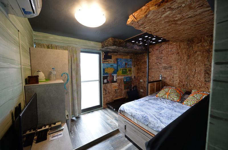 Sha Feng Lu Dian Bed and Breakfast Magong Exteriör bild